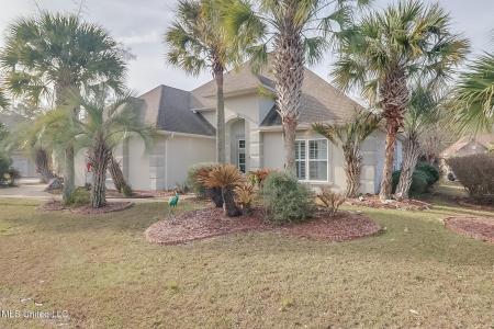 8354 Makiki Drive, Diamondhead, Mississippi 39525, États-Unis