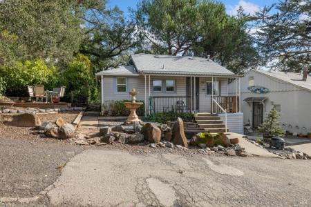 3160 Sunridge Dr, Santa Rosa, California 95409, USA