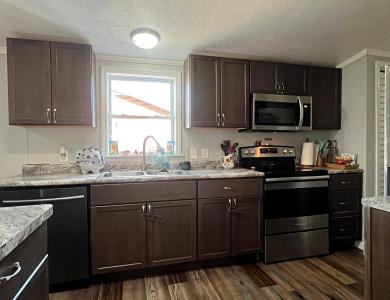 305 Queen Street , Loogootee, Indiana 47553, USA