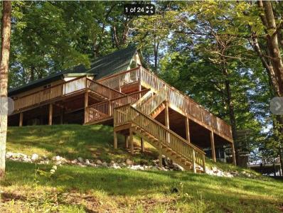 617 N. Cove Road, Rockville, Indiana 47872, USA
