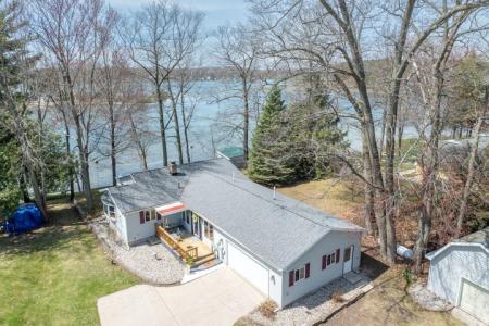 8581 Lynwood Lane, Mecosta, Michigan 49332, USA