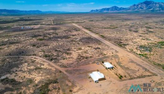 24 Davis Trail Road, Rodeo, NM 88056, USA