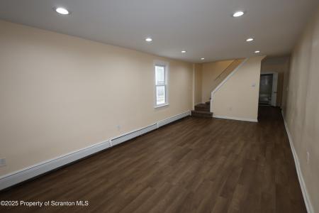 142 Madison Street, Wilkes-Barre-, Pennsylvania 18702