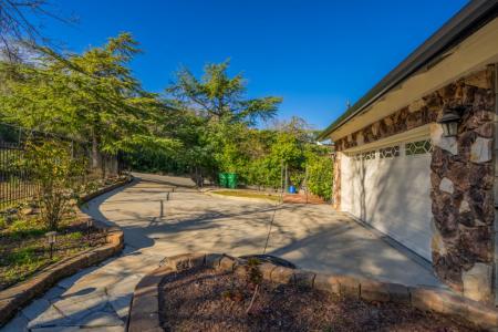 15943 Highland Circle, Redding, California 96001