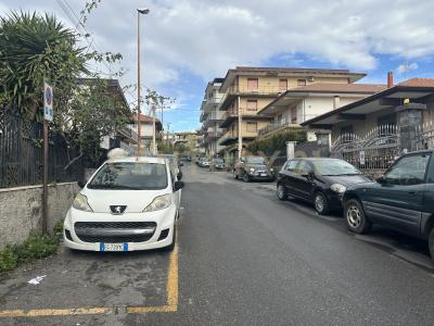 Gravina Di Catania, Sicilia 95030, איטליה