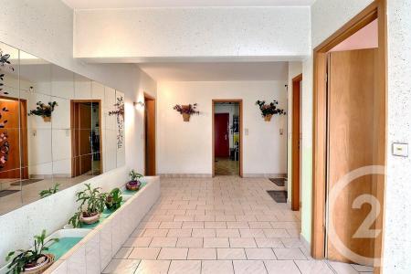 Vaujours, Île-de-France 93410, アキタン