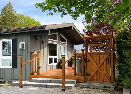 231 OAK STREET, Prince Edward County, Ontario K0K 3L0, Canada