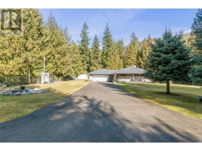 4061 SANTA ROAD, Scotch Creek, Columbia Britannica V0E 1M5, Canada