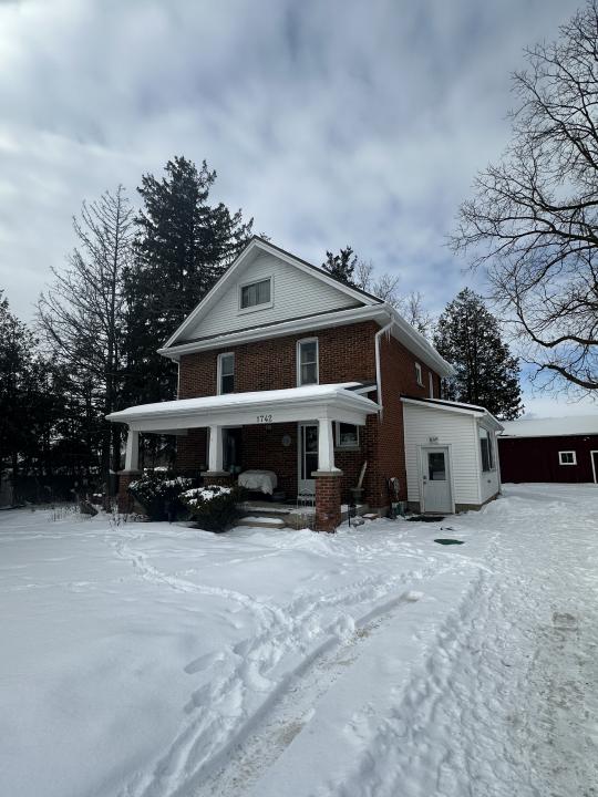 1742 Lane Street, Pickering, Ontario L1Y 1B6, Canada
