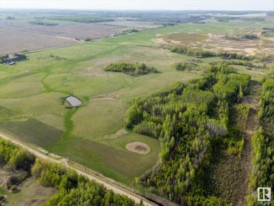 RRD 92 TWP 542A, Rural Yellowhead, Alberta T0E 2M0, Canada