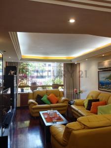 3 Residencias Santa Rosa, Caracas, Miranda 00001, Venezuela