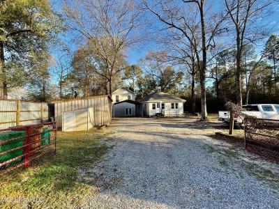 13651 E Wortham Road, Saucier, Mississippi 39574, Estados Unidos