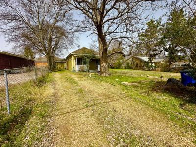 2023 Custer DR, Dallas, Texas 75216, USA