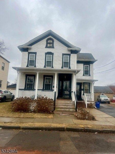 215 William St, Rahway City, New Jersey 07065-4947, États-Unis