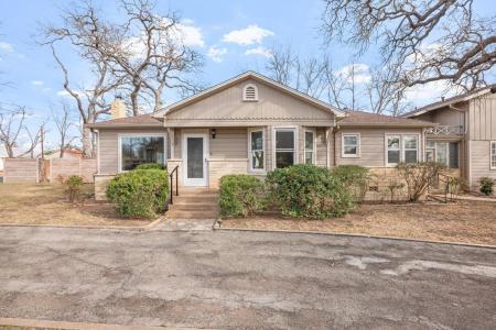 707 N Milam St, Fredericksburg, Texas 78624, USA