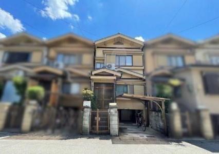 物集女町五ノ坪, 向日市, Kyoto 617-0001, Japón