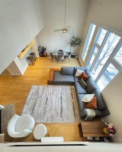 1440 Rue St-Jacques, Montréal (Ville-Marie), Quebec H3C 4J4, CANADÁ