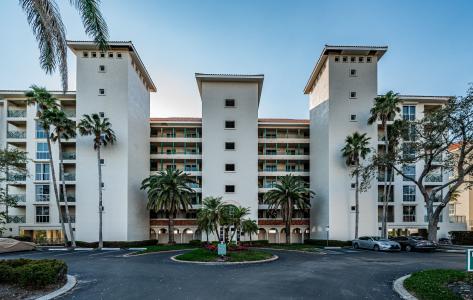 4830 Osprey Dr S #305, St Petersburg, Florida 33711