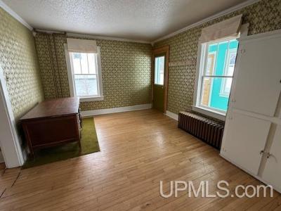 57423 Tenth, Calumet, Michigan 49913