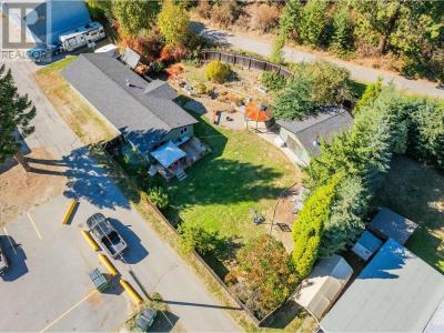 625 11TH AVENUE, Montrose, British Columbia V0G 1P0, Canada
