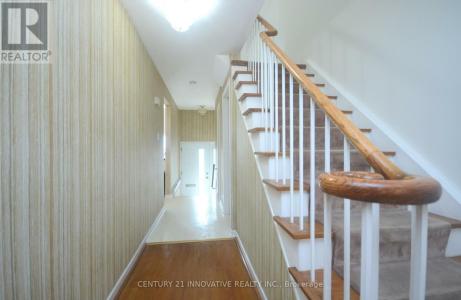9 CANDY COURTWAY, Toronto (newtonbrook West), Ontario M2R 2Y7, Canada