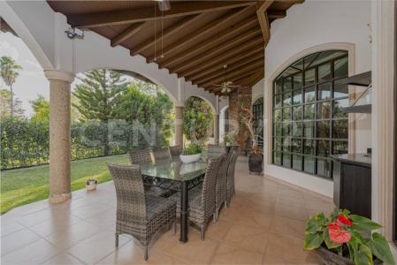 Paris ,, Celaya, Guanajuato 38013, Meksika