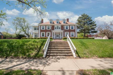 2323 Nebraska Street, Sioux City, Iowa 51104