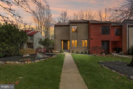 11501 Hearthstone Court, Reston, Virginia 20191, USA