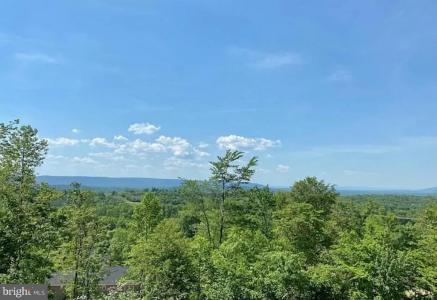 Tract 5, 7, and 9 Chiweeny Lane, Hedgesville, West Virginia 25427, USA