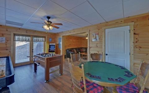 221 Acacia Court, Ellijay, Georgia 30540, HOA KỲ