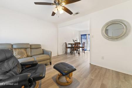 6558 Simmons Drive, Long Beach, Mississippi 39560, USA
