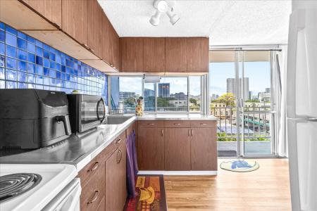 1325 Wilder Avenue Unit #5, Honolulu, Hawaii 96822