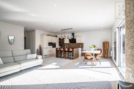 Maubeuge, Nord-Pas-de-Calais 59600, アキタン