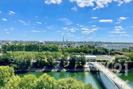 Puteaux, Île-de-France 92800, France