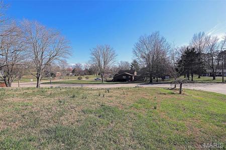 628 Otto Drive, Jackson, Missouri 63755, USA