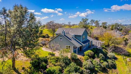 40447 Lilley Mountain Drive, Coarsegold, California 93614, USA