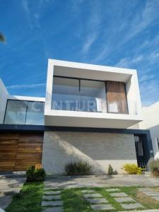 san alvaro 254,, Tlajomulco De Zúñiga, Jalisco 45645, México