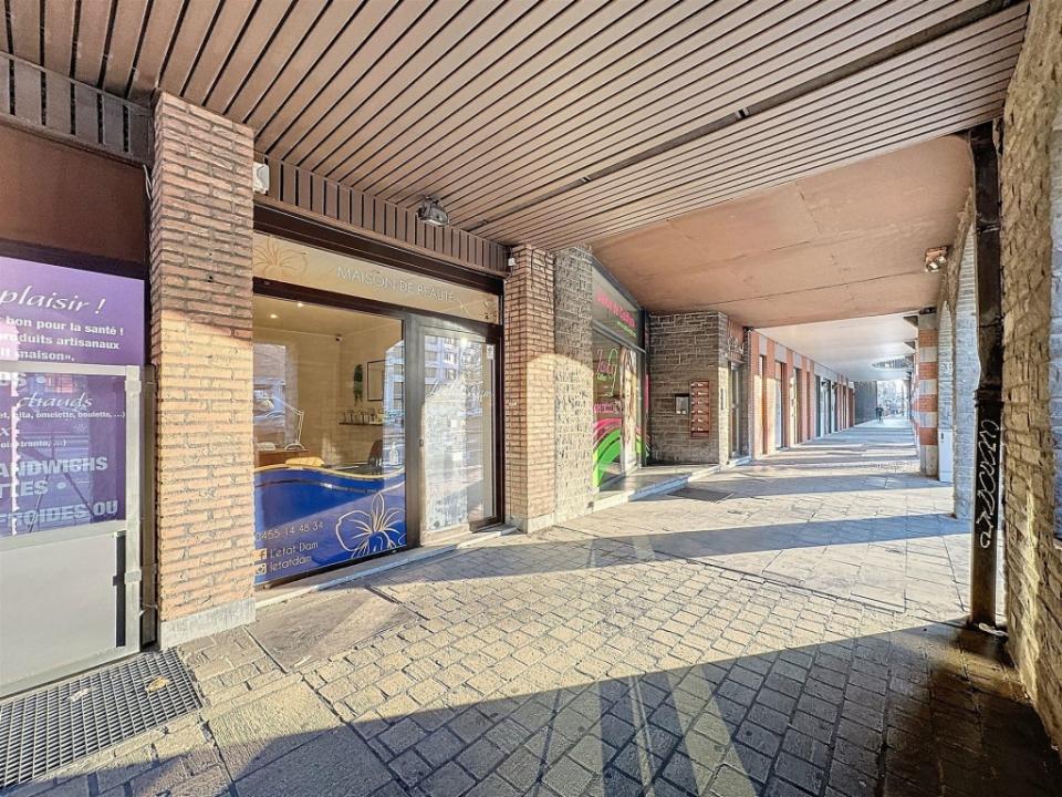 Avenue Gouverneur Bovesse 112, Jambes, 5100, Belgique