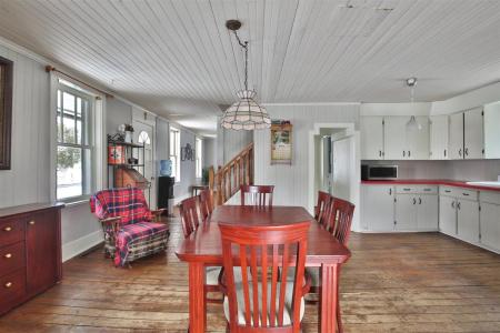 1536  Ch. de Roxton, Saint-Valérien-de-Milton, קוויבק J0H 2B0, קנדה 
