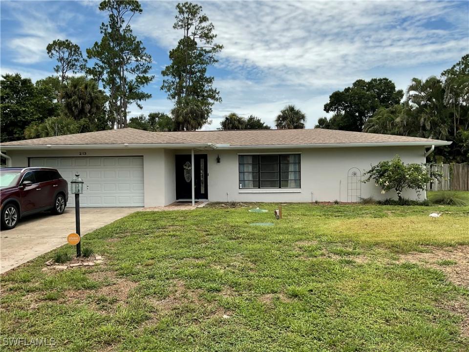 213 Lake Avenue, Lehigh Acres, 佛羅里達州 33936, 美國