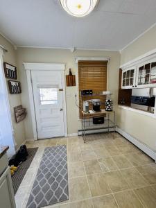 13 Oak Street, Champlain, Nowy Jork 12919, USA