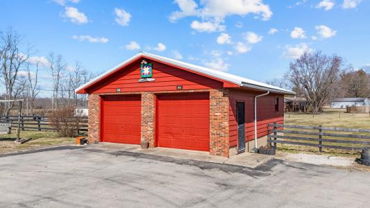 6734 N SR 7, Madison, Indiana 47250