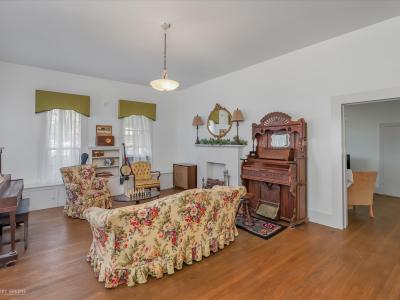 1102 Shreveport Road , Minden La, Louisiana 71055, USA