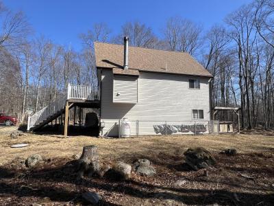 3127 Tuskegee Drive, Pocono Lake, Pennsylvania 18347