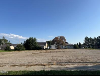 621 13th Street, Jamestown, Dakota Del Norte 58401, Estados Unidos