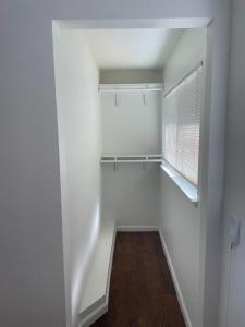 2729 P Street, Sacramento, California 95816, USA