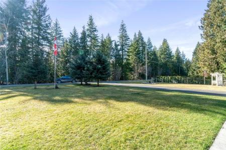 4061 SANTA ROAD, Scotch Creek, Columbia Britannica V0E 1M5, Canada