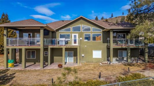3356 MERLOT COURT, West Kelowna, Britisch-Kolumbien V4T 2W7, Kanada