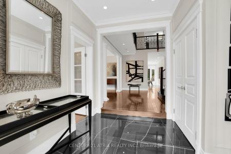 56 DELIA PLACE, Vaughan, Ontario L4L 8P6, Canada