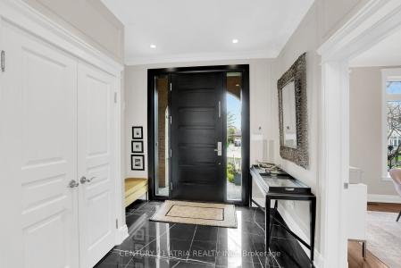 56 DELIA PLACE, Vaughan, Ontario L4L 8P6, Canada